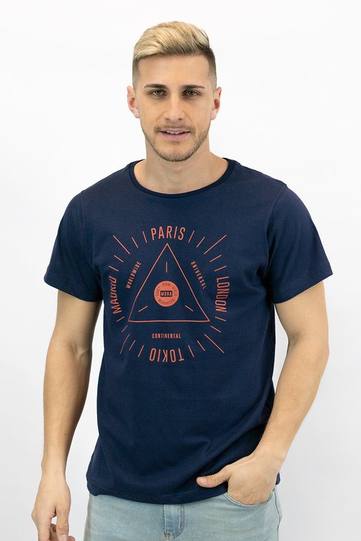 REMERA MC U CAPITALES
