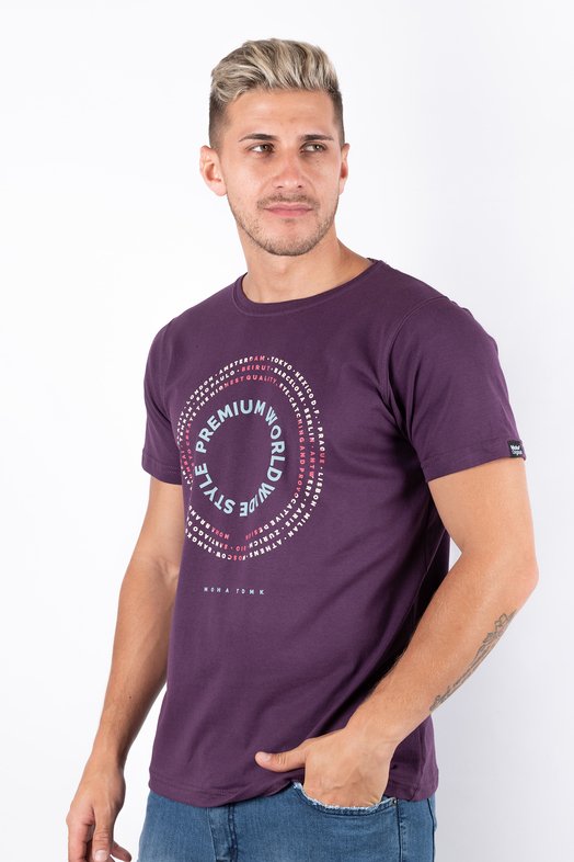 REMERA MC U ROUND PHRASE DISPONIBLE VERDE LIM